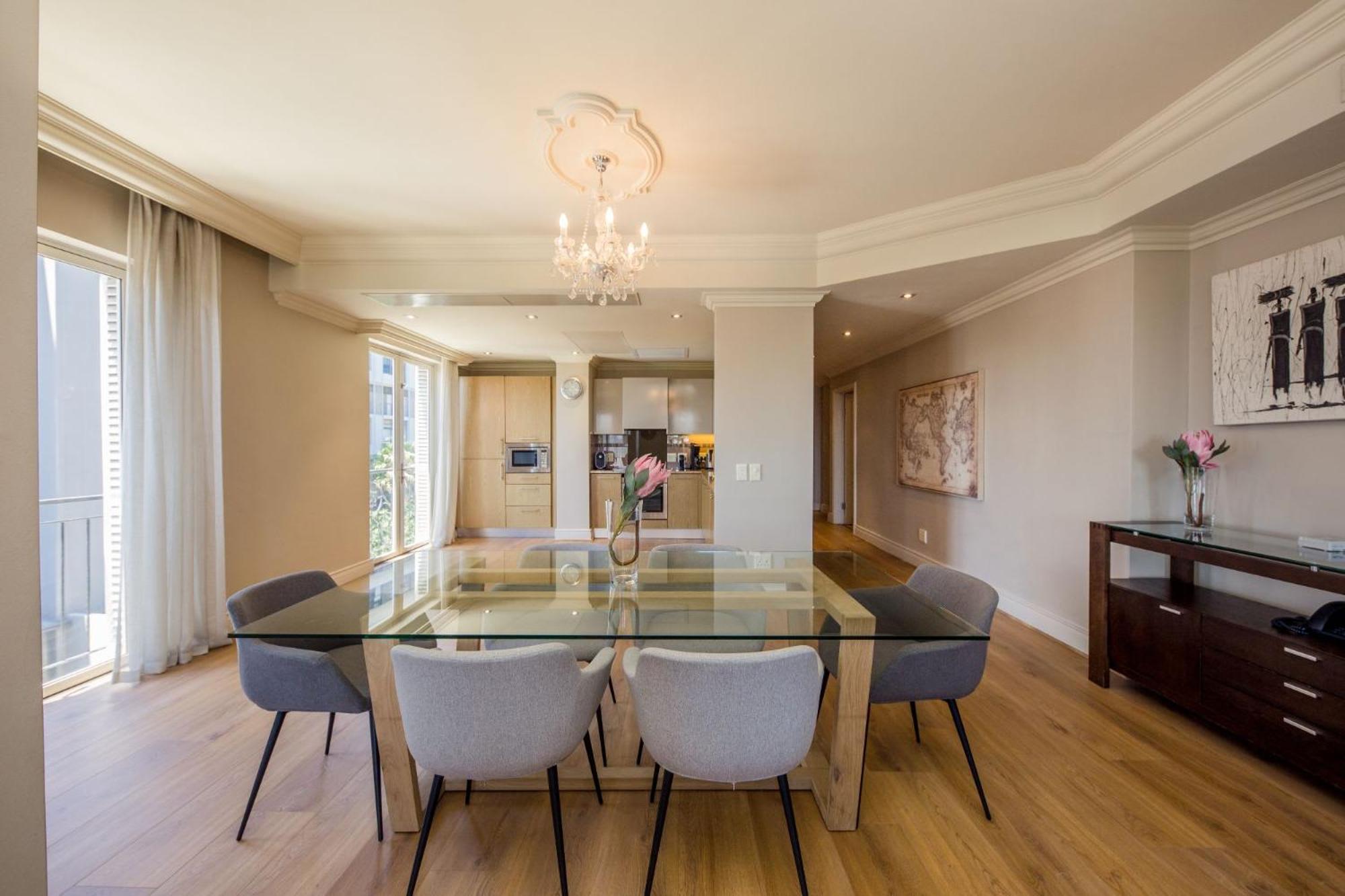 407 Royal Apartment *