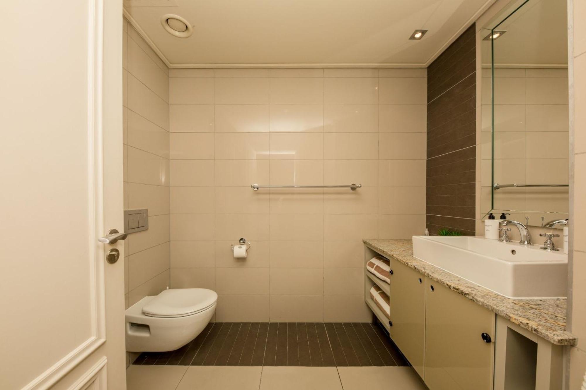 407 Royal Apartment Cape Town